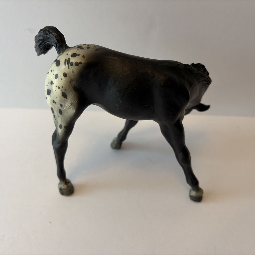 Breyer Traditional Black Blanket Appaloosa Scratching Foal #168 - Picture 5 of 8
